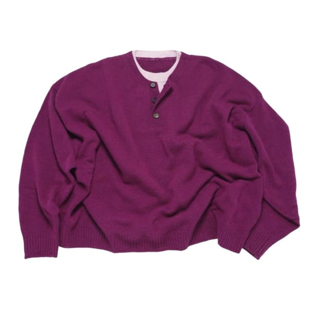 [L] MJD 콘트라스트 넥 캐시 크롭 니트 마젠타