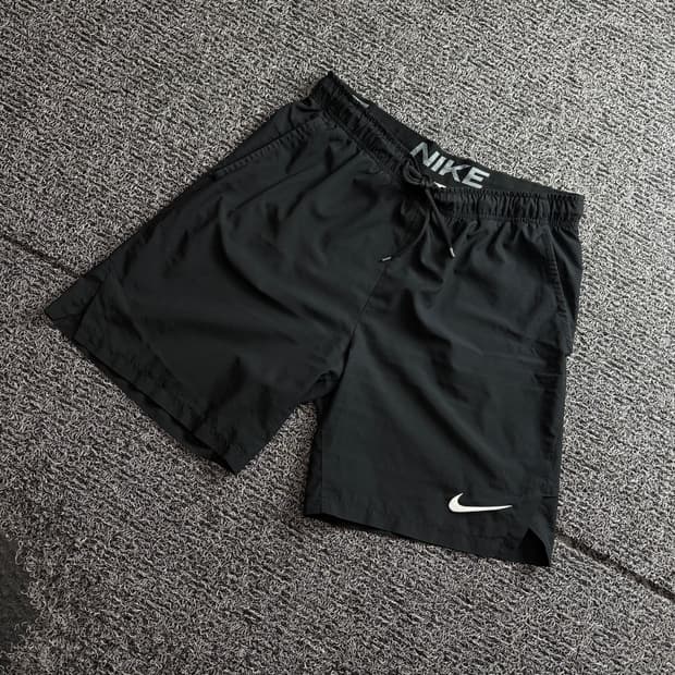 나이키 스우시 드라이핏 러닝 쇼츠 3625