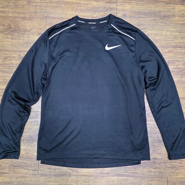 나이키러닝 트레이닝탑 