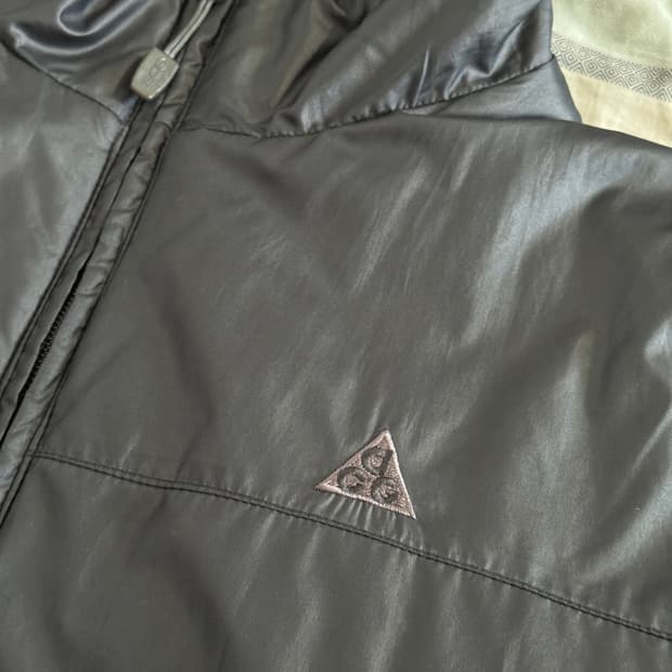 acg puffer/padded jacket 경량 점퍼