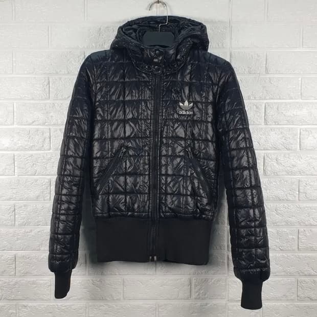 아디다스 숏패딩 y996 100사이즈