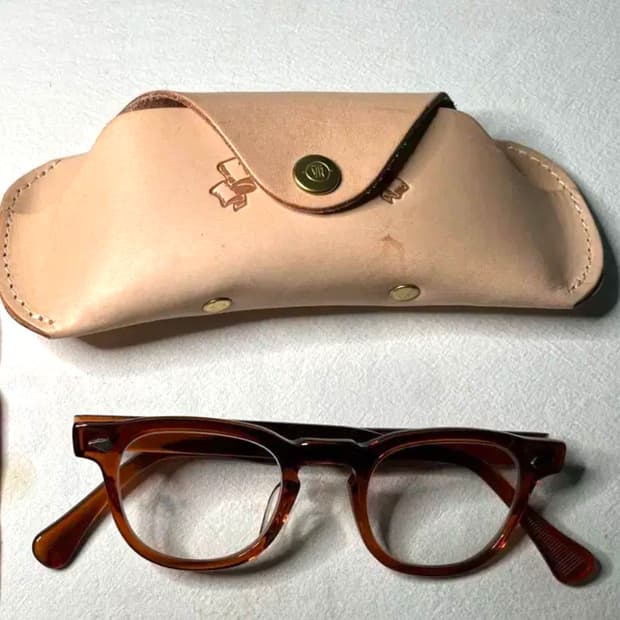 TVR 아넬 44-22 코리아 익스클루시브 안경