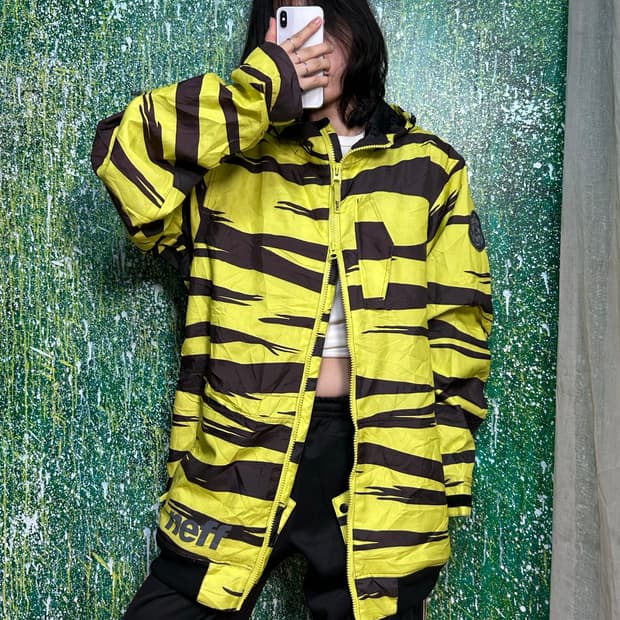 NEFF 야광 패턴 투웨이 후드 바람막이 올드스쿨 자켓 XL