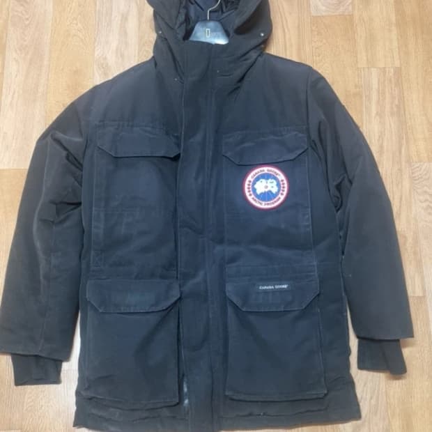 캐나다구스 블랙 패딩 XS