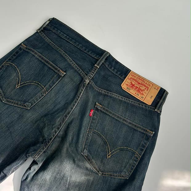 [34/30] 리바이스 501 워싱 스트레이트 데님 진 팬츠