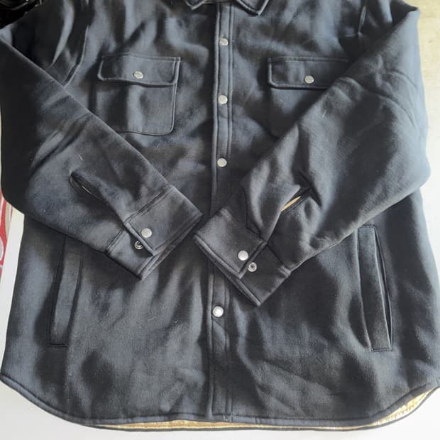 스투시 퀼팅 라이너 헤비 울 셔츠자켓 블랙