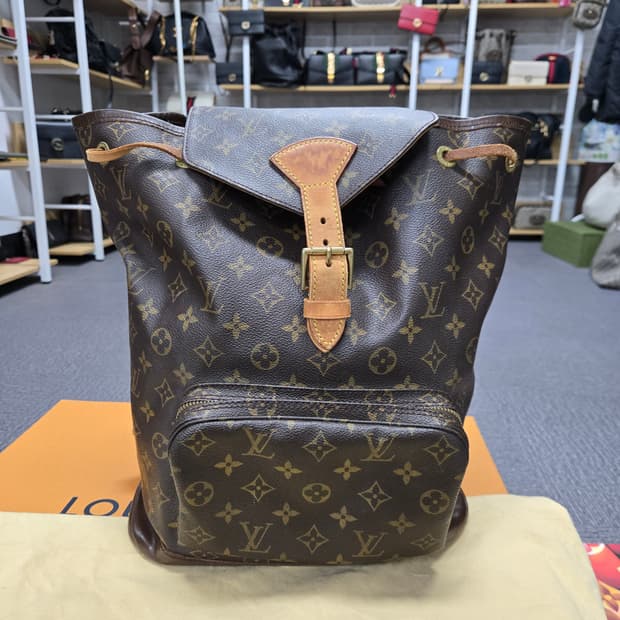 [특가][정품] 루리비통 몽수리 백팩