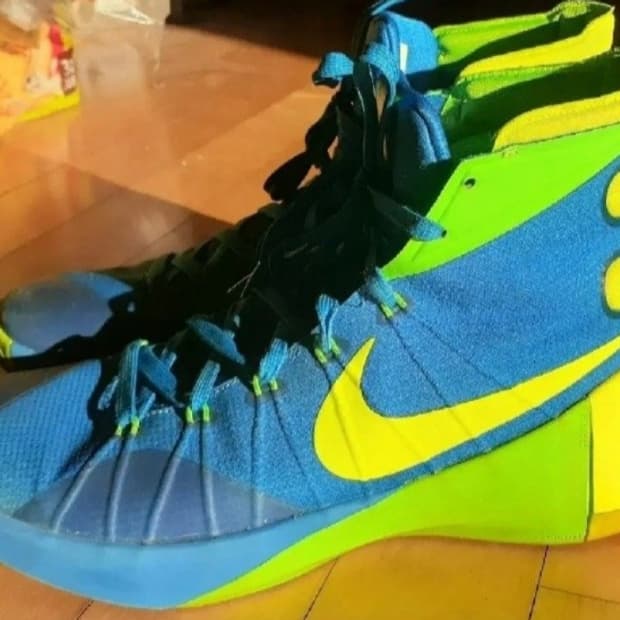 나이키 하이퍼덩크 2015 파형광 285