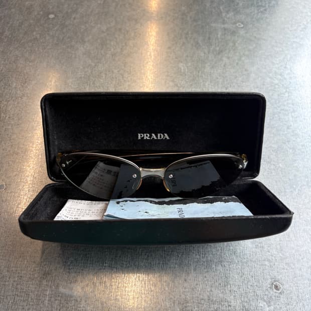90s 프라다 아카이브 선글라스