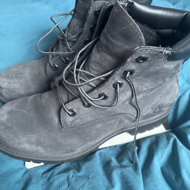 팀버랜드 그레이 색상 270