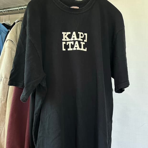 캐피탈 루키 크루넥 로고 티셔츠 블랙