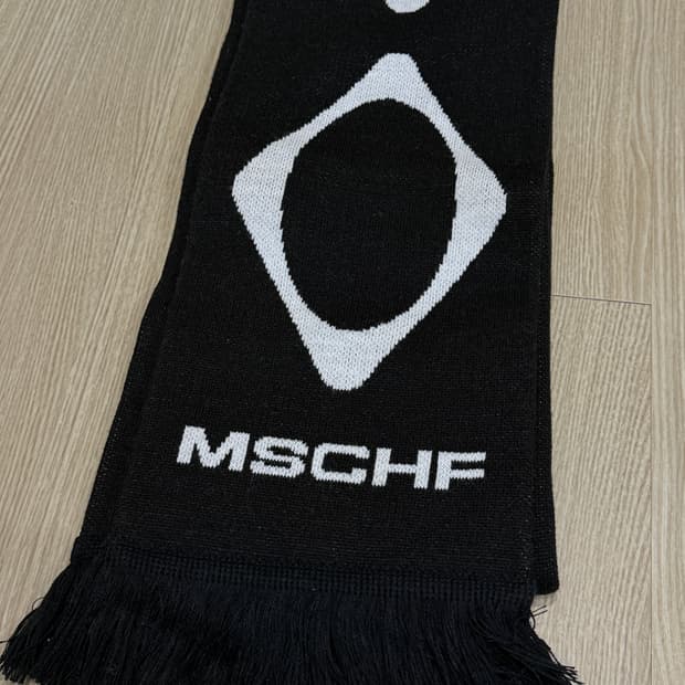 미스치프 롬버스 머플러
