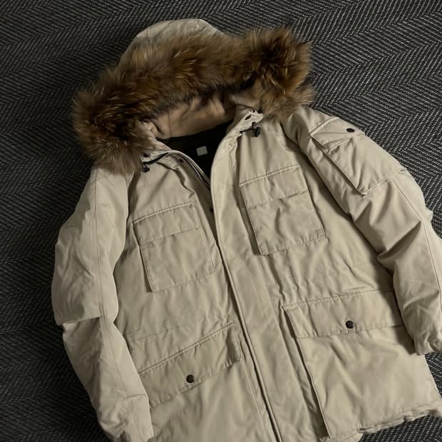 유니폼브릿지 라쿤 유틸리티 다운 파카y 3384