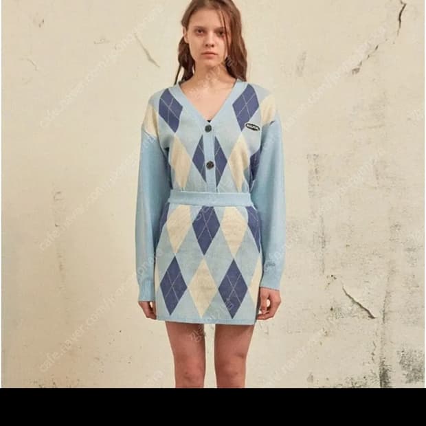 스컬프터 아가일 니트 가디건 스커트 세트