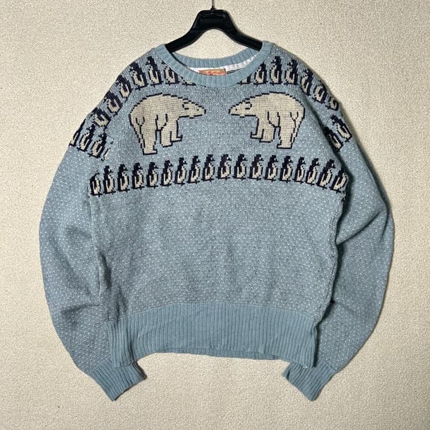 (L) 40s Heritage Stone 자카드 북극곰 코위찬 니트