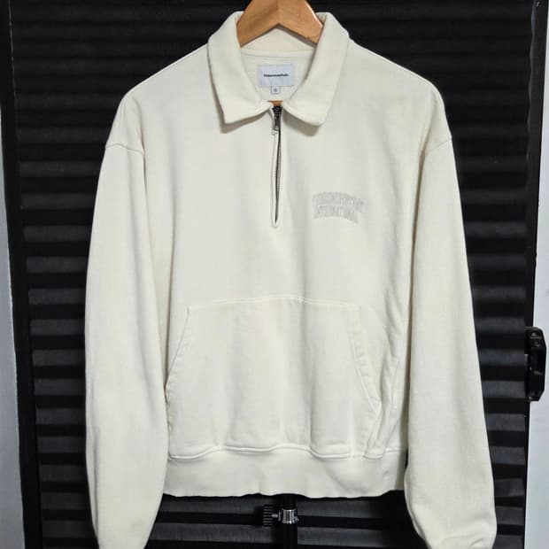 [디스이즈네버댓] 반집업 카라 맨투맨 | 00058