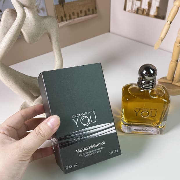 아르마니 엠포리오 스트롱거 위드 유 향수 100ml