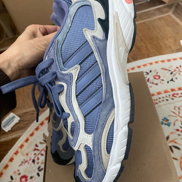 아디다스 Response CL 운동화 245mm