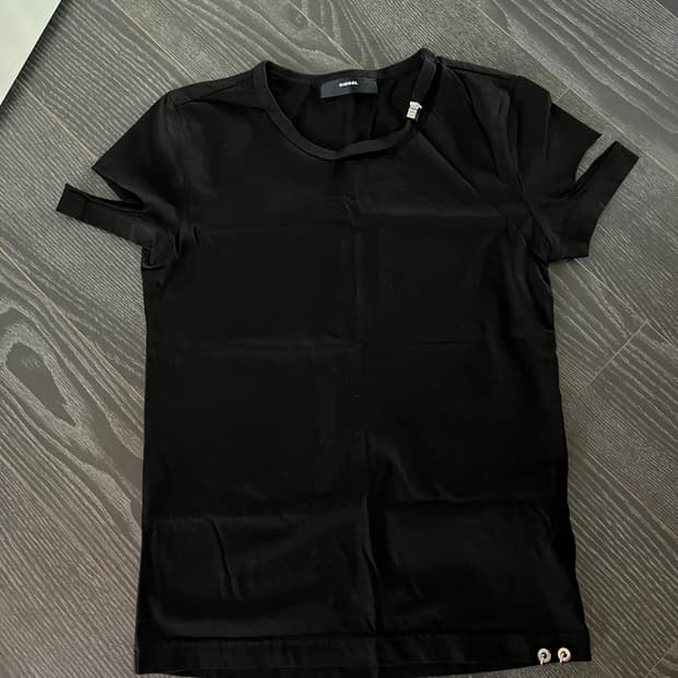 Diesel slit top black
