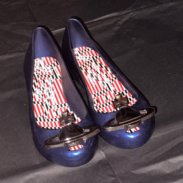 비비안웨스트우드 네이비 젤리슈즈 235