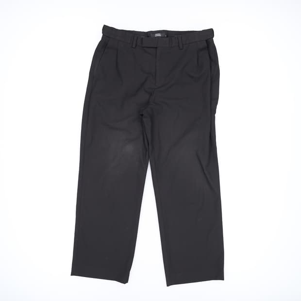 32 무신사스탠다드 일자 슬랙스 0319H1