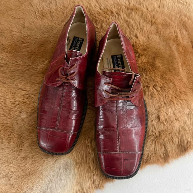 레더 스퀘어토 더비