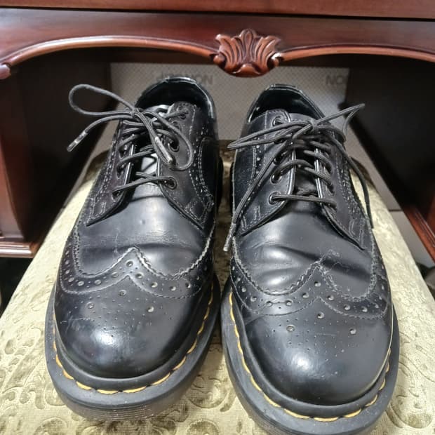 닥터마틴 3989 브로그 윙팁