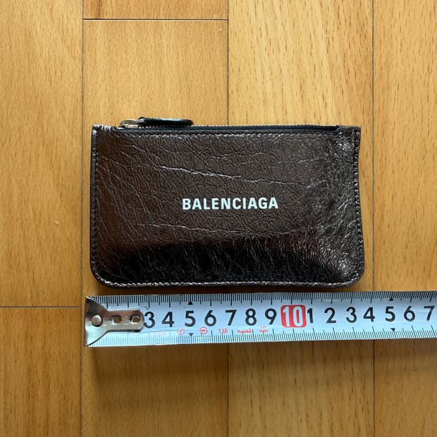 발렌시아가 BALENCIAGA 지갑 중지갑 지퍼돌이 스터드 반지갑 명품지