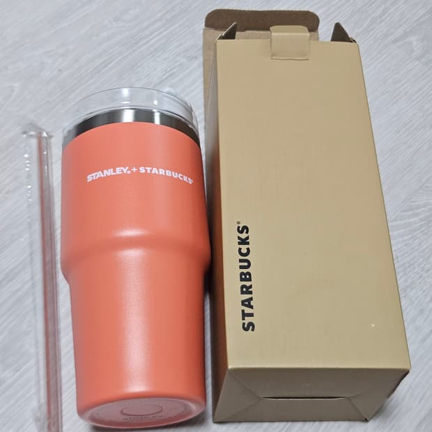 스탠리x스타벅스 코랄 캔처 텀블러 591ml