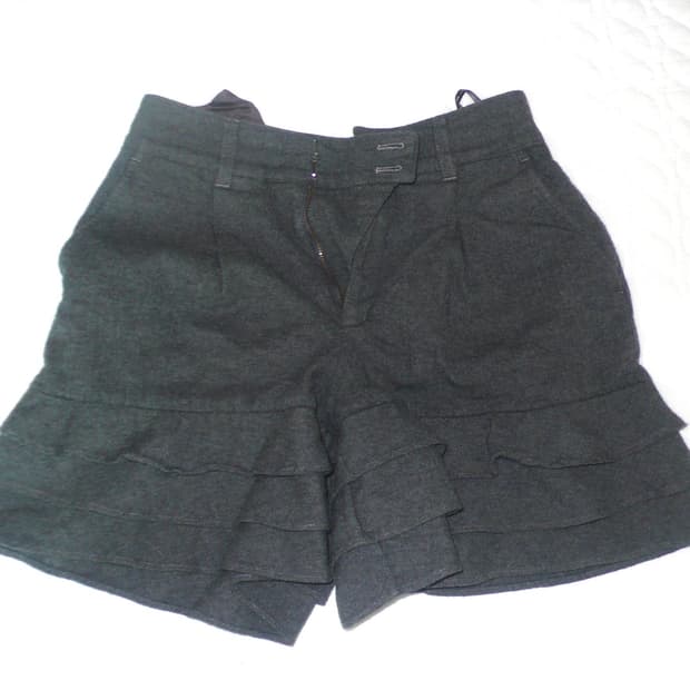 Tsumori Chisato Frill shorts