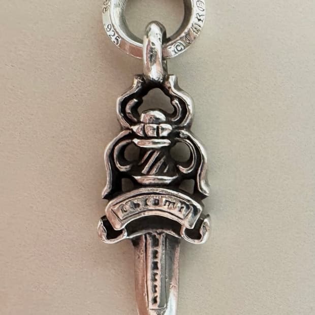 크롬하츠 5대거 펜던트