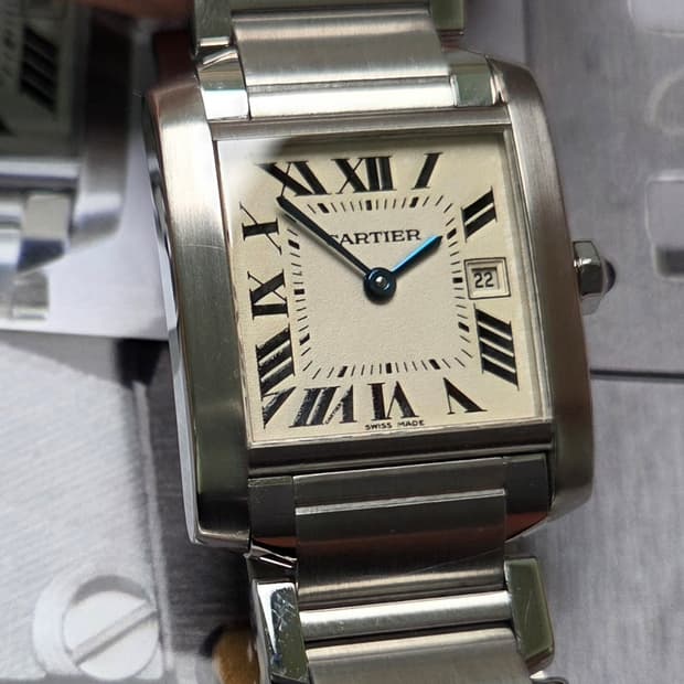 까르띠에 프랑세즈 탱크 2465 올스틸 중형 쿼츠 브레이슬릿 ver. (
