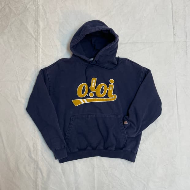 오아이오아이 후드티