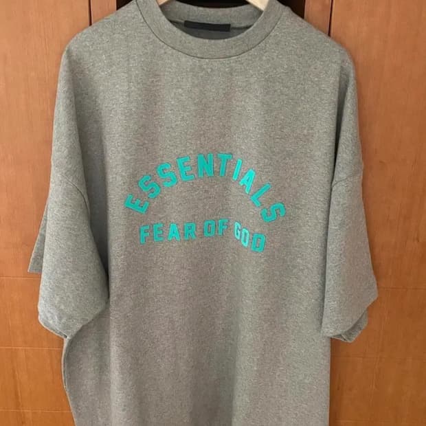 에센셜 피어 오브 갓 반팔 xs