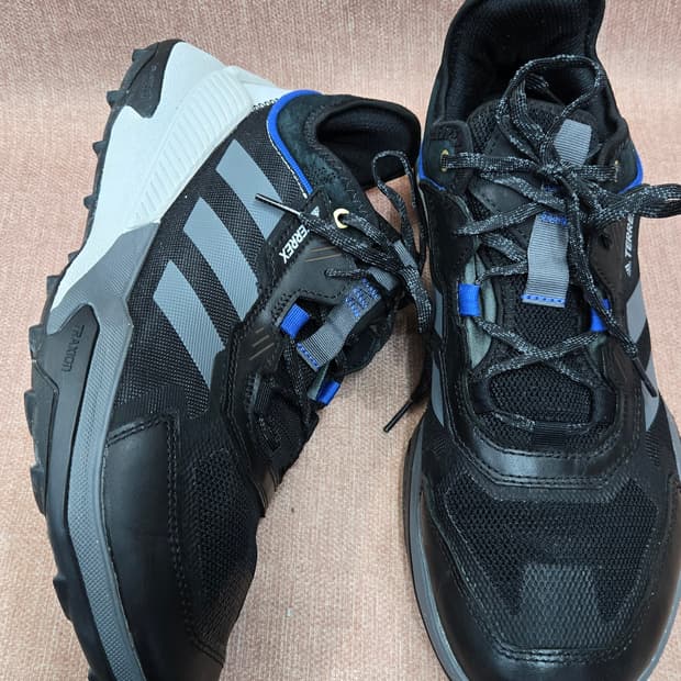 아디다스 280mm- 테렉스 블랙 트레킹화