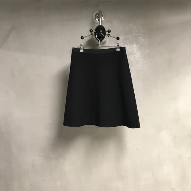 프라다 스커트 블랙 40