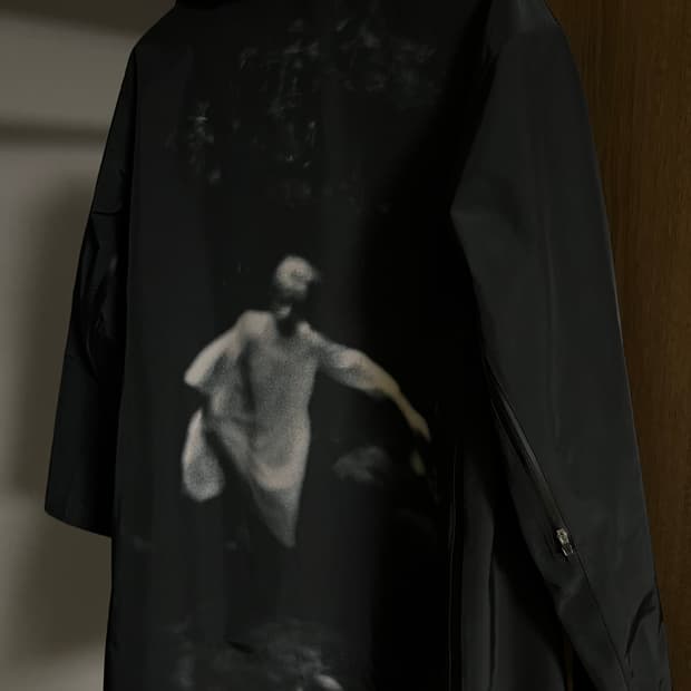 언더커버 신디셔먼 코트