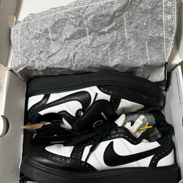 [295] 나이키 x 피스마이너스원 권도 퀀도1 블랙 앤 화이트