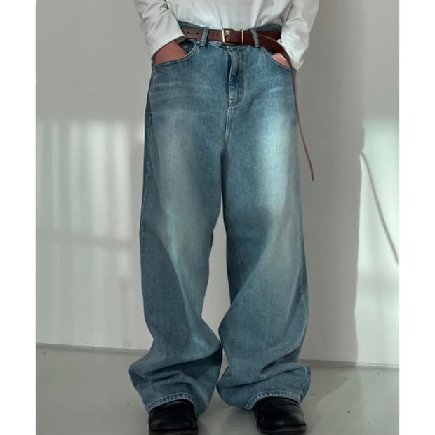 [M] 뉴치프시크 밀크 워시드 데님팬츠