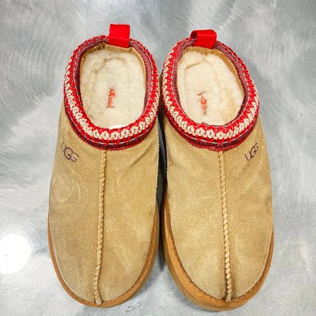 UGG 타즈 슬리퍼 체스트넛 250