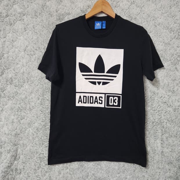 G746 [95] 아디다스 공용 반팔 티셔츠