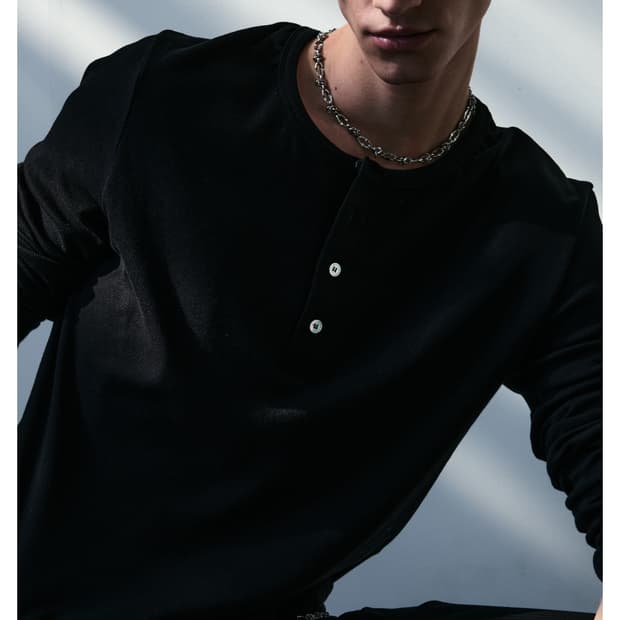 헬렛 헨리넥 립 블랙