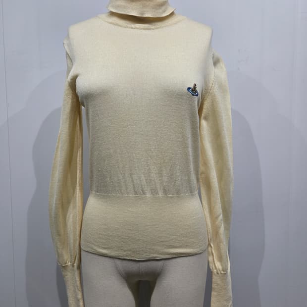 비비안웨스트우드 아이보리 골지 폴라 니트
