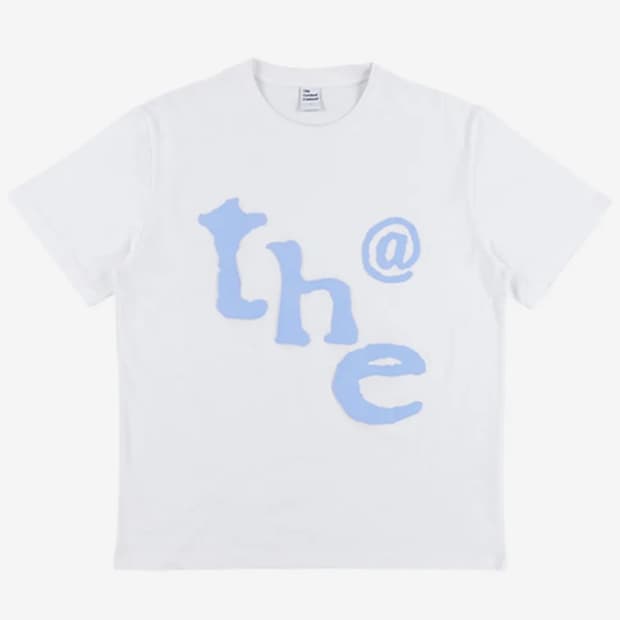 더콜디스트모먼트 the T white