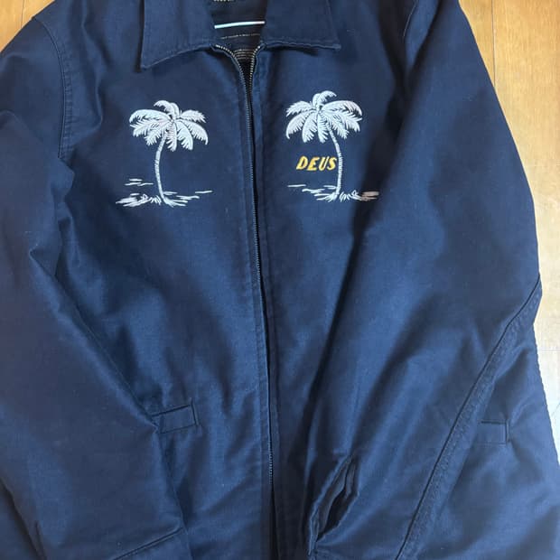 데우스 자켓