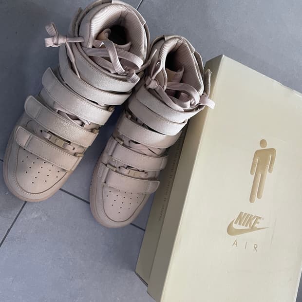 나이키 빌리아일리시 에어포스 하이 (270)