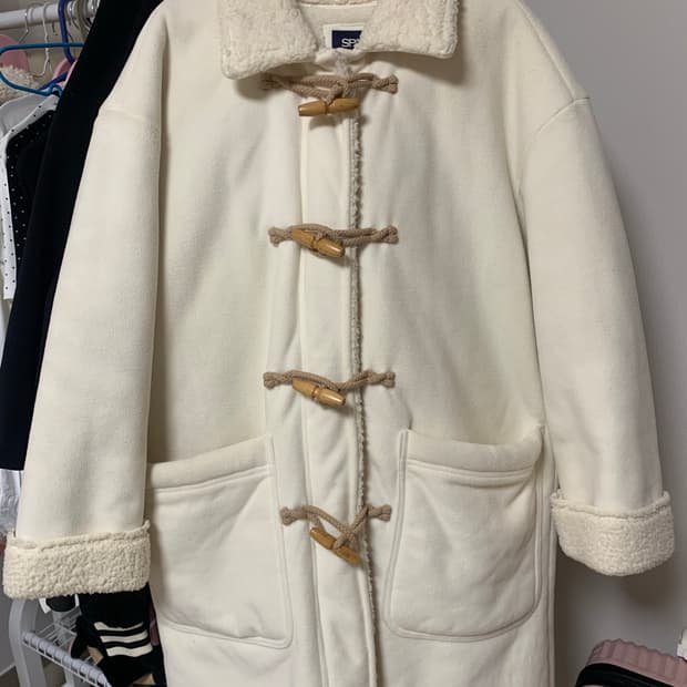 스파오 떡볶이코트