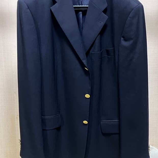 입생로랑 금장 블레이저