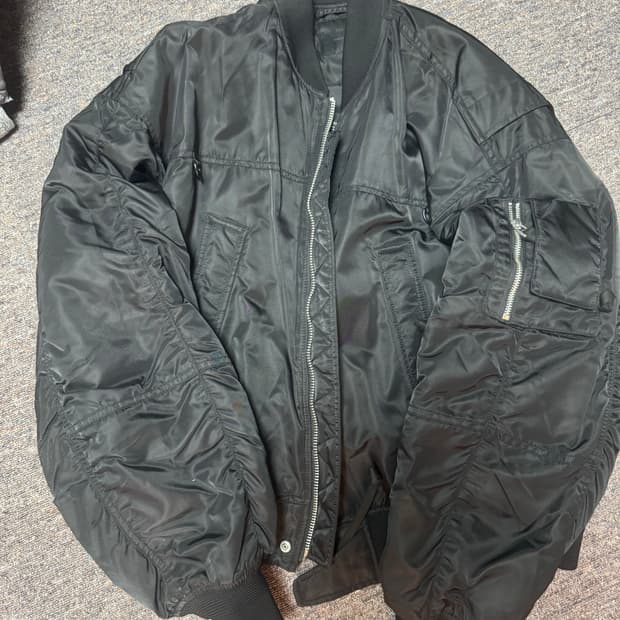 무신사스탠다드 유틸리티 ma-1 보머자켓