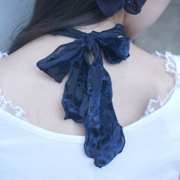 Floral Mesh Tie Scarf
